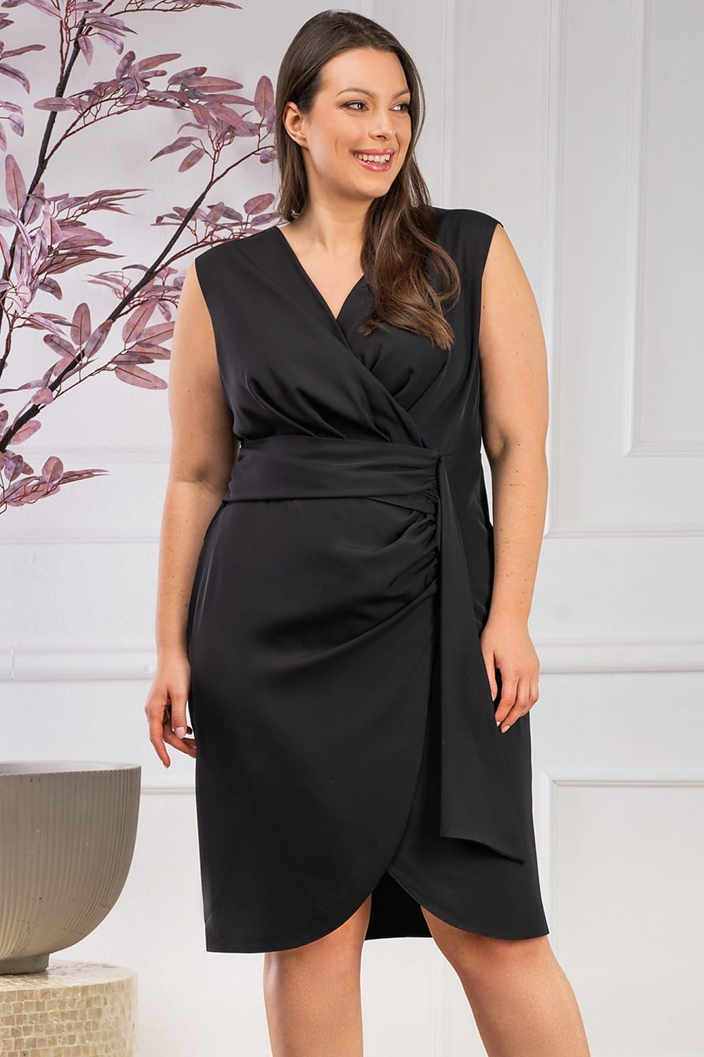 Plus size dress model 190982